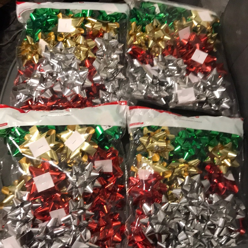 6 bag bundle - 144 Gift peel off bows
